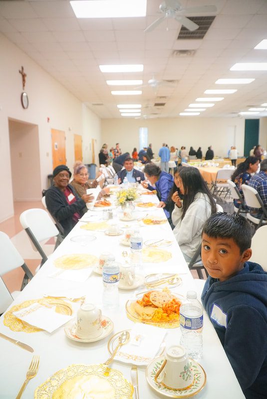 2024-aux-tea-fr-arul-with-attendees