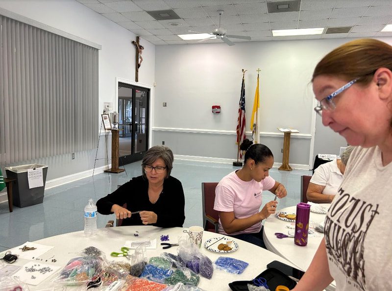 aug-24-image-22-srs-lupe-and-jessica-and-maria-waugh